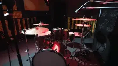 Music Studio 5,000-2