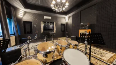 Music Studio 5,000